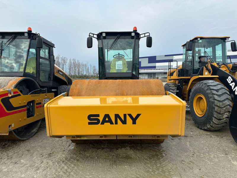 Грунтовый каток SANY SSR200С-8H