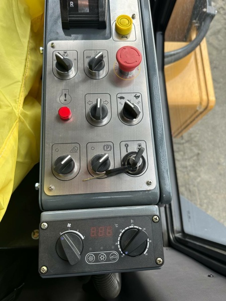 Грунтовый каток SANY SSR200С-8H