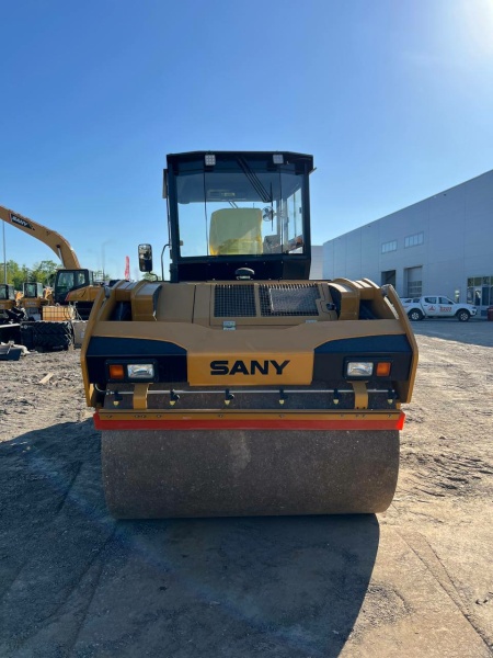 Грунтовые катки SANY Дорожный каток STR110C-10
