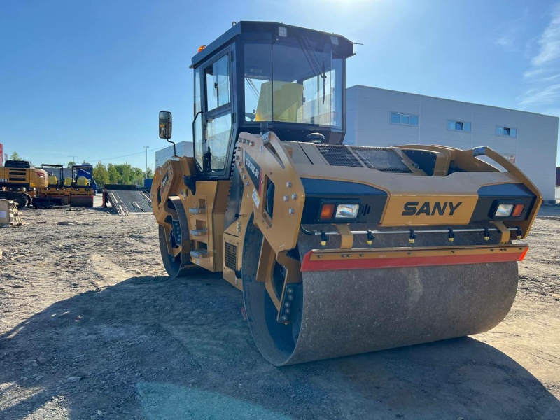 Грунтовые катки SANY Дорожный каток STR110C-10